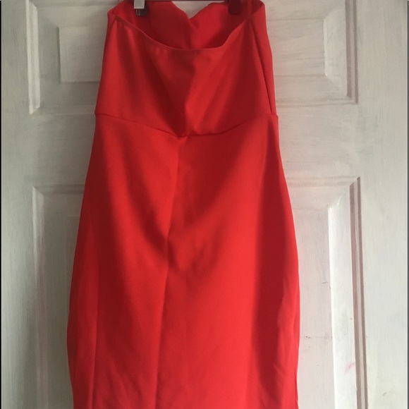 Dress - Picture 2 of 2